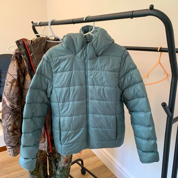 TNA Jackets & Blazers - Size S aritzia TNA little fuzzy puff